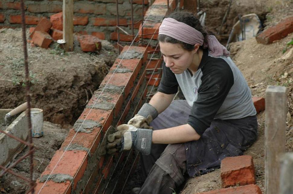 Construcción: El país con más mujeres en las obras. ¿Por qué no? | Informe  Construccion